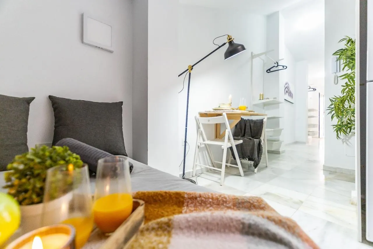 Beautiful Marmoles Studio With Terrace Malaga Apartament